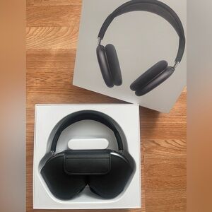 Apple AirPod max ( midnight black )